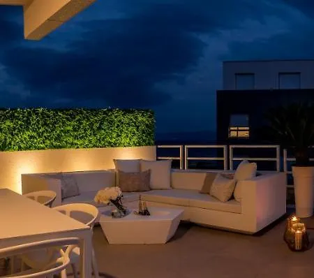 Golden Cell Apartmán