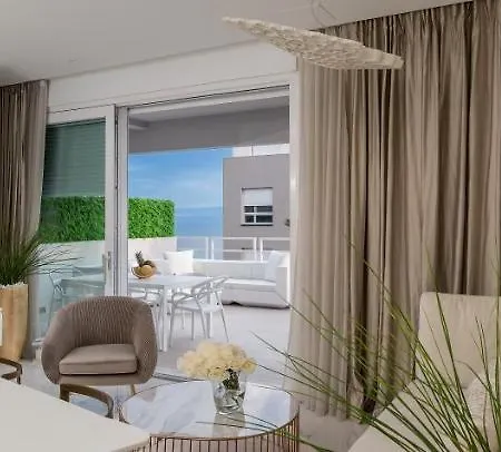 Golden Cell * Σπλιτ