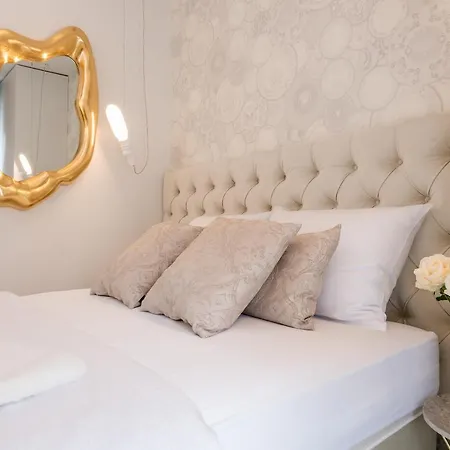 Golden Cell Appartement