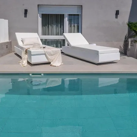 Golden Cell Διαμέρισμα *