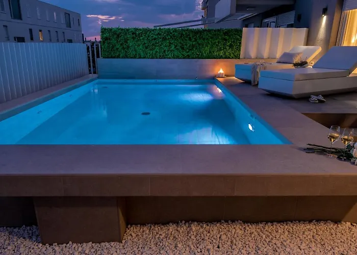 Golden Cell Apartament *